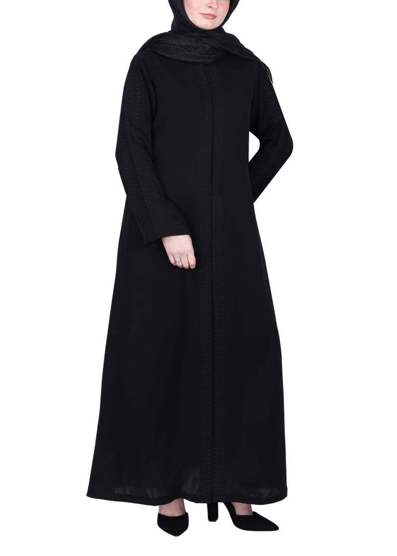 Being Muslims Intricate Embroidery Qatari Nida Abaya Black