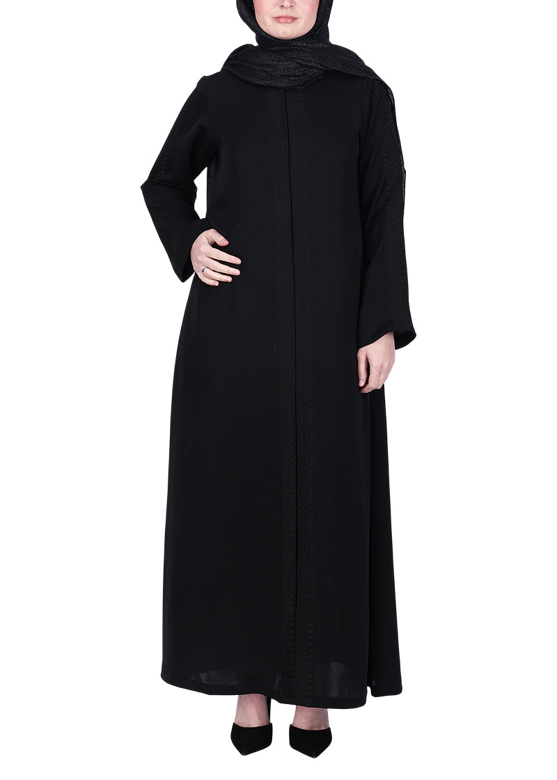 Being Muslims Intricate Embroidery Qatari Nida Abaya Black