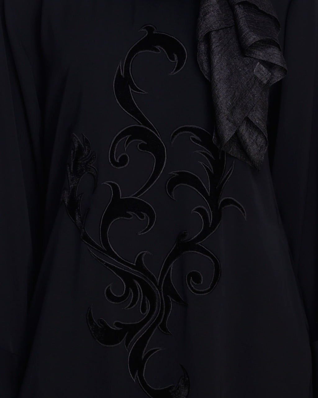 Plush Dubai Style Abaya Black