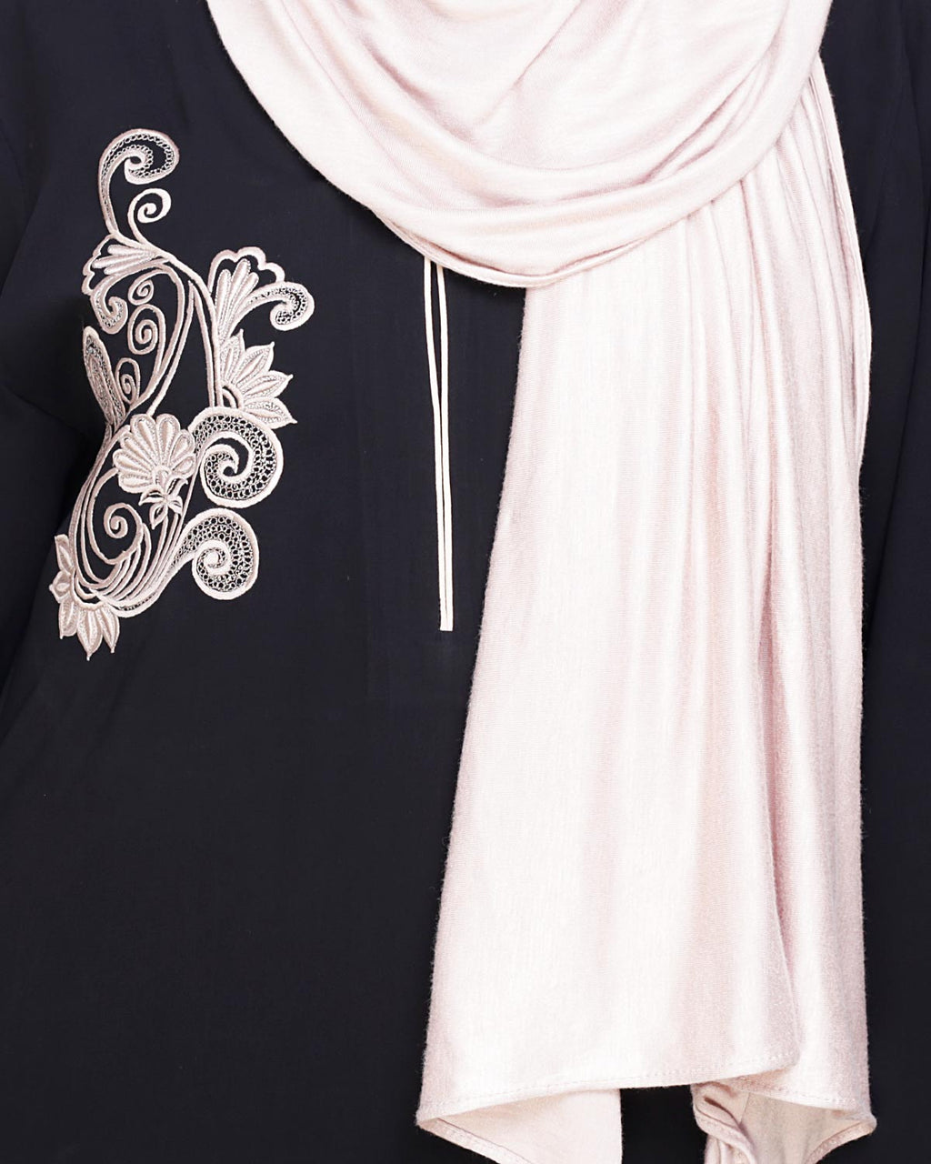 Resham Ornate Dubai Style Abaya Black