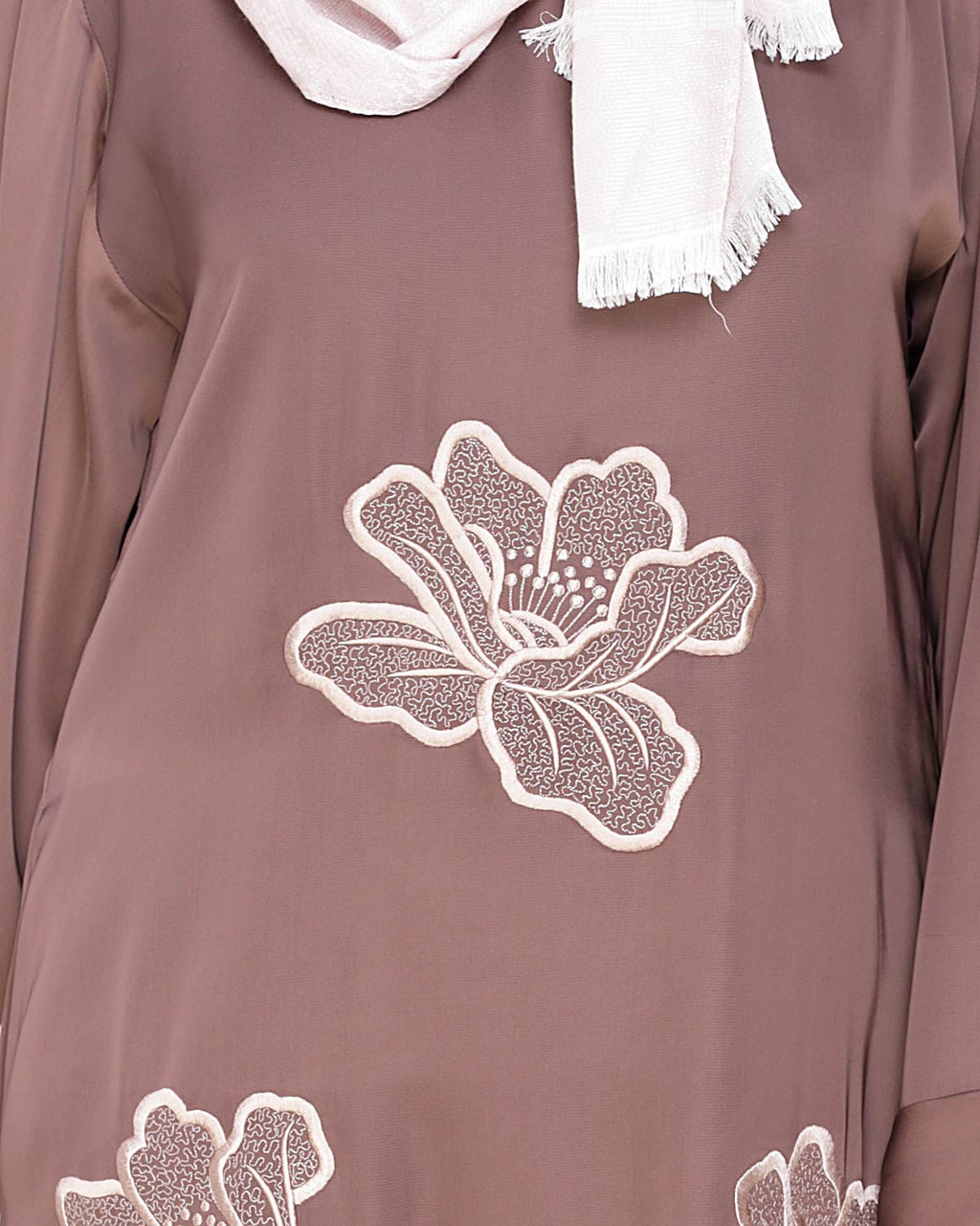Daisy Dubai style Abaya Beige
