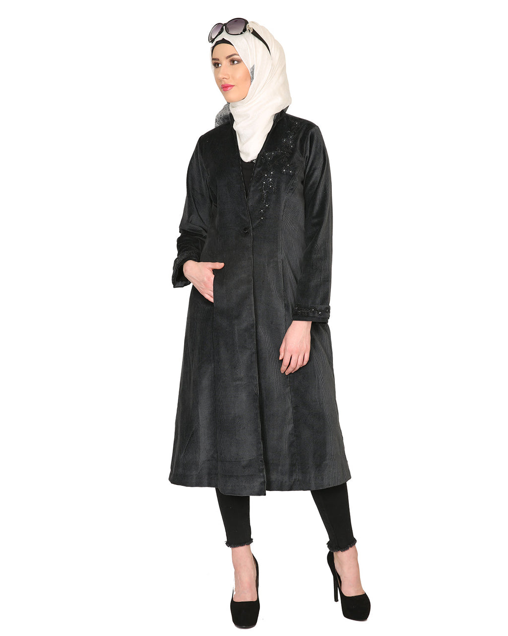 Velvet Pearl Hand-Embroidery Coat Black