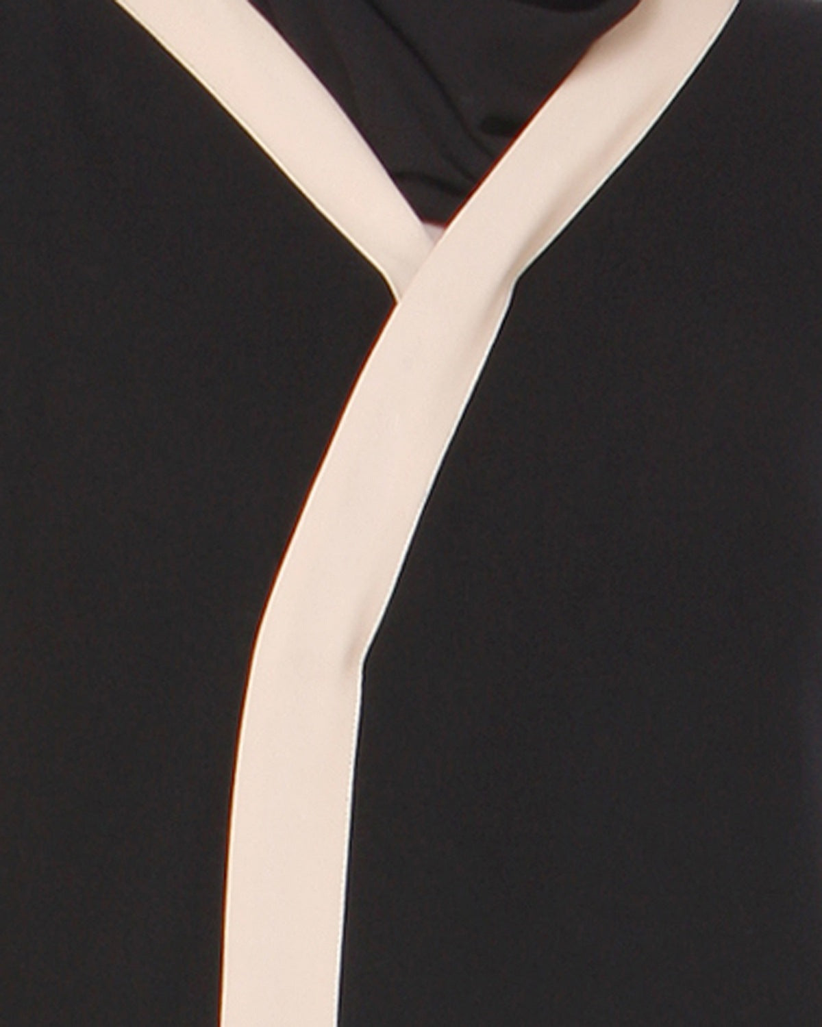 Bell-sleeved Abaya Black