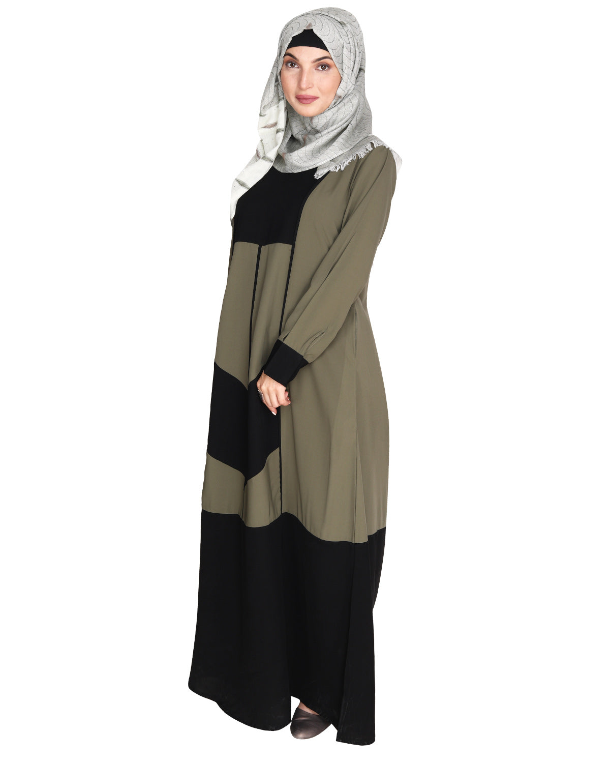Symmetrical Design Abaya Dead Mint & Black