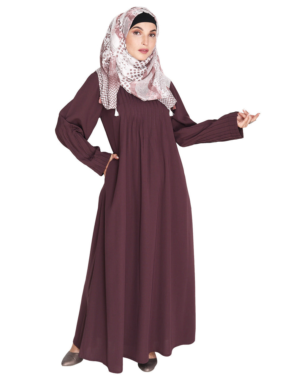 Sleek And Simple Abaya With Pintuck Detailing Grey