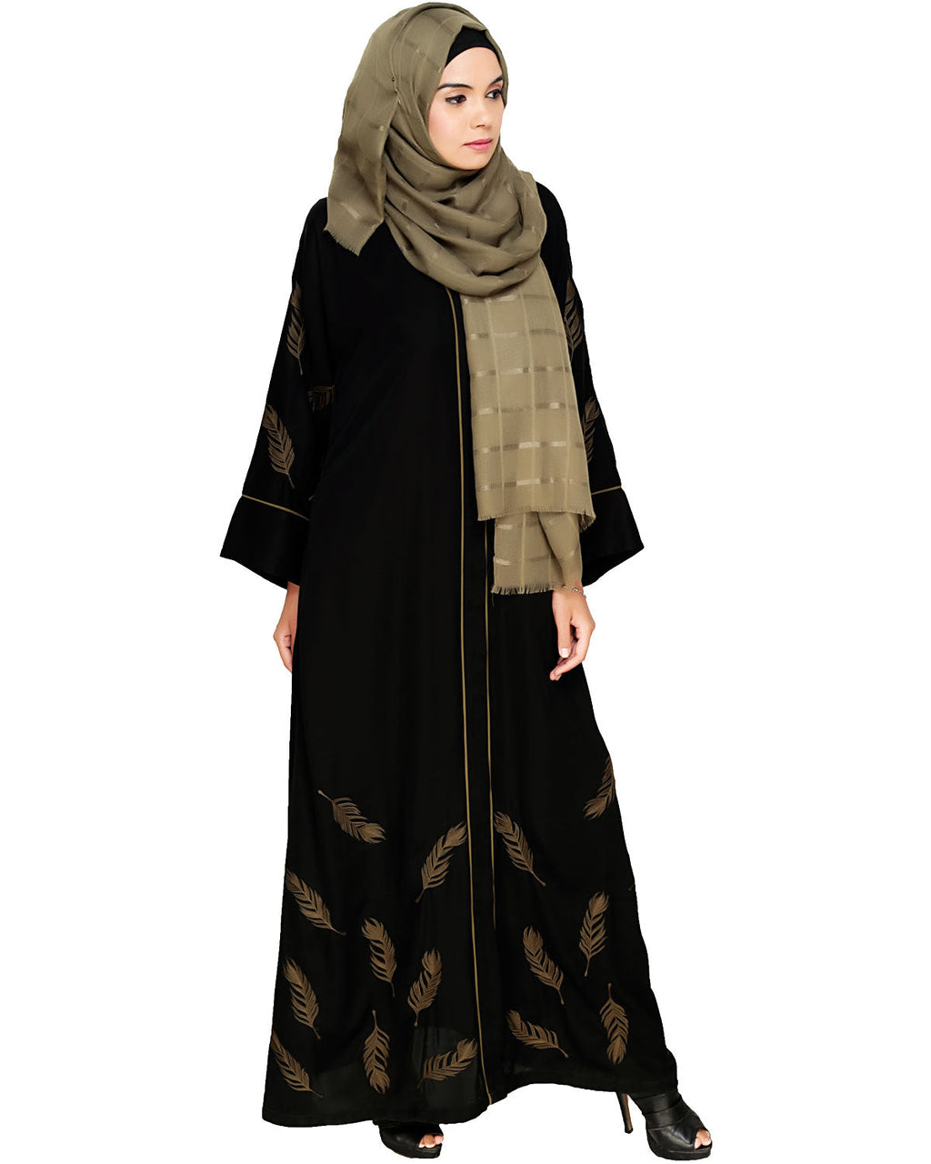 Feather Embroidered Deisgner Dubai Style Abaya Black