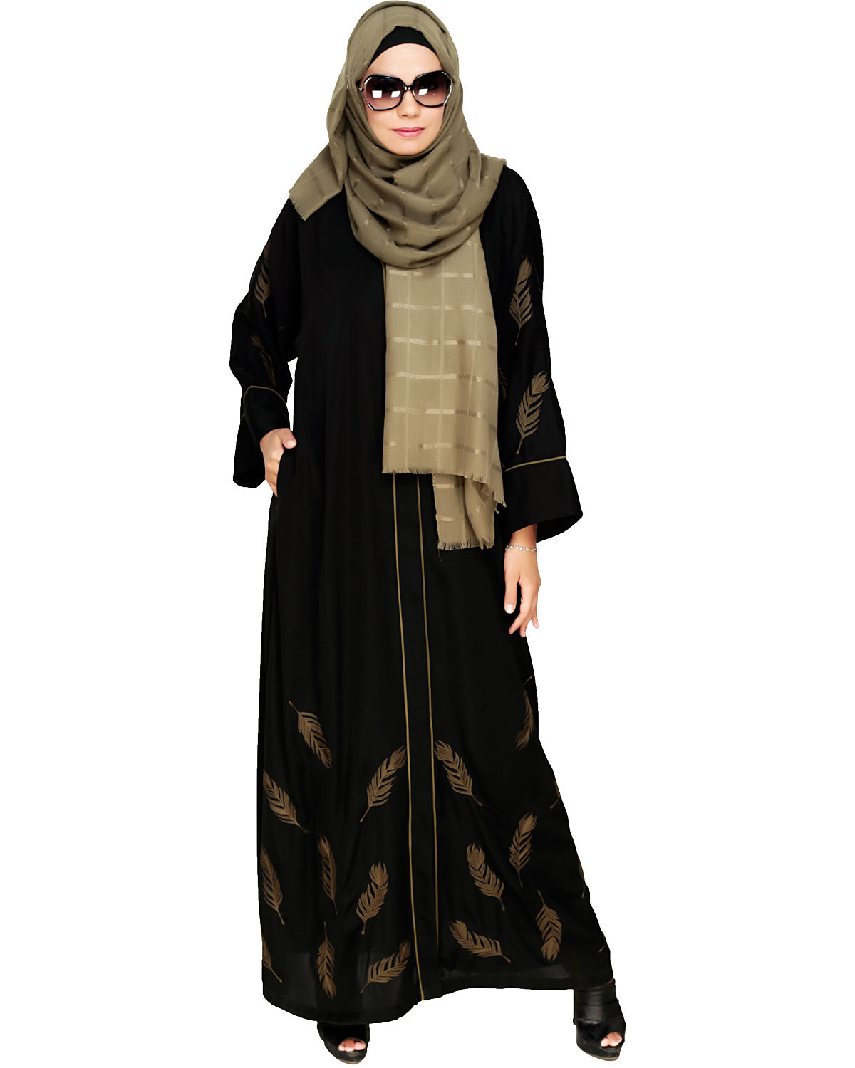 Feather Embroidered Deisgner Dubai Style Abaya Black