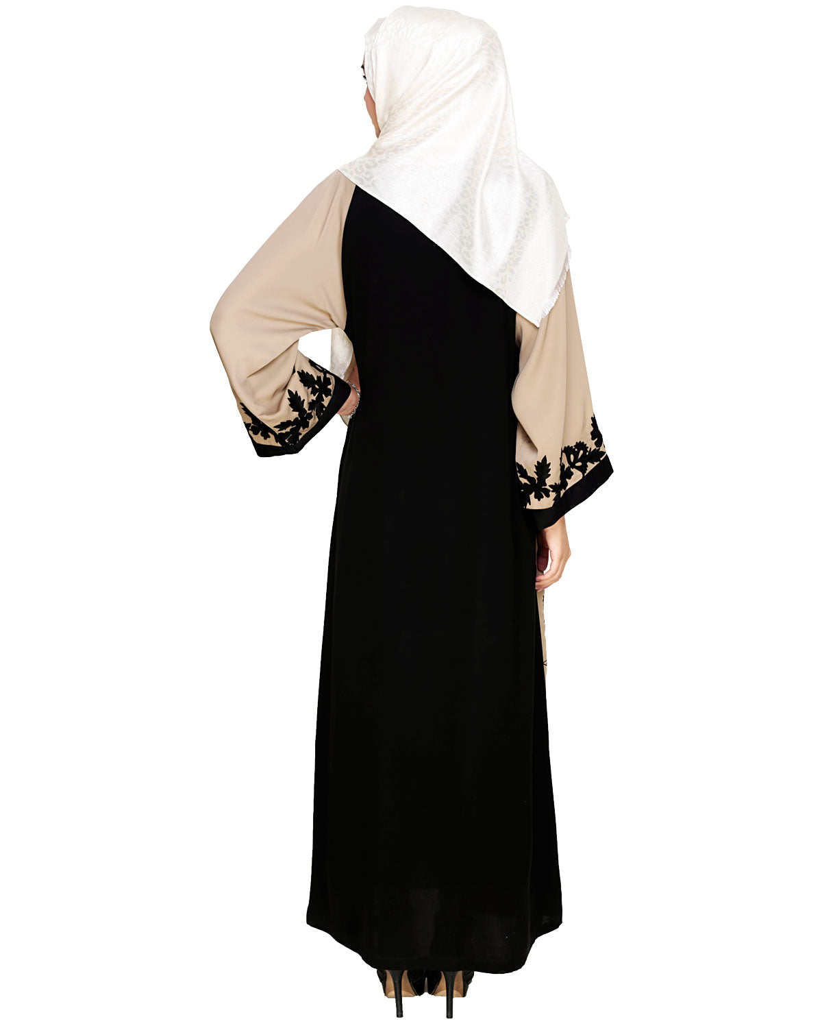 Wanderlust Embroidery Dubai Style Abaya Beige & Black