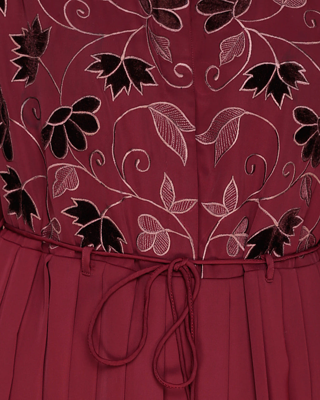 Sylvan Pleated Dubai Style Abaya Wine S
