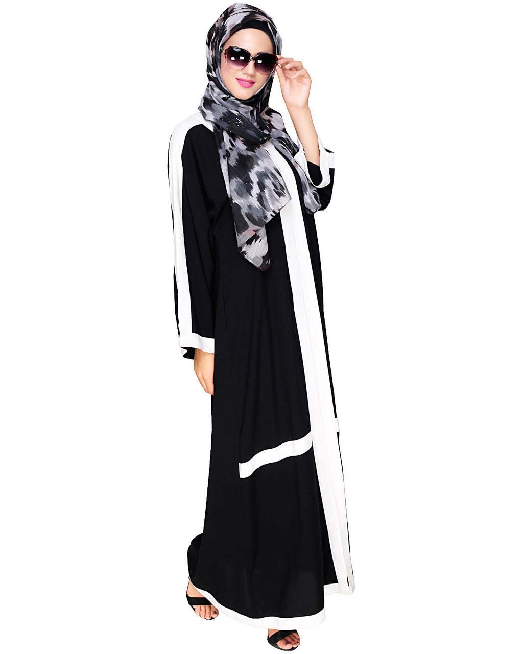 Enswathe Dubai Style Abaya Black