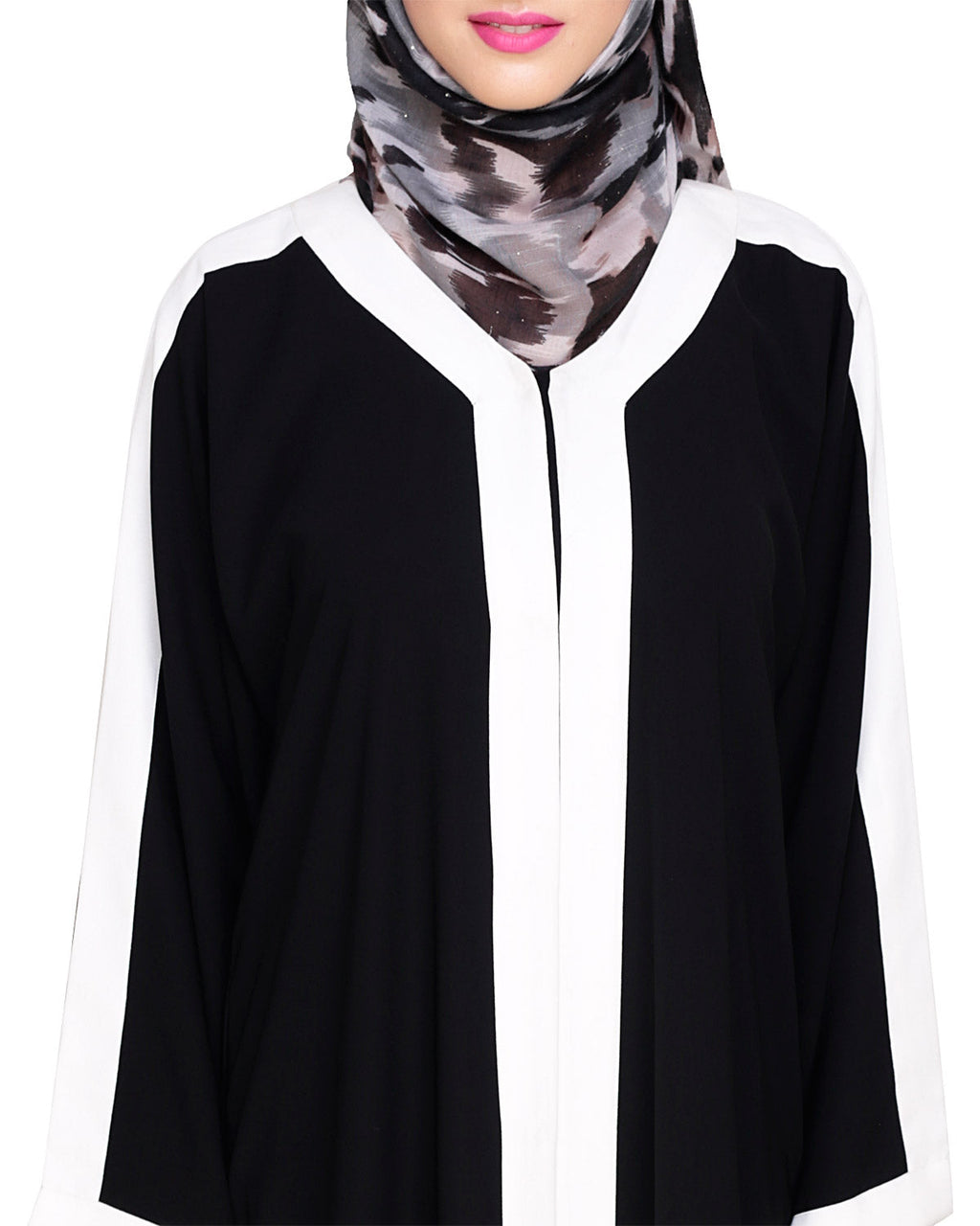 Enswathe Dubai Style Abaya Black