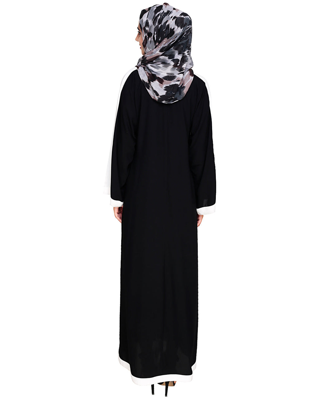 Enswathe Dubai Style Abaya Black