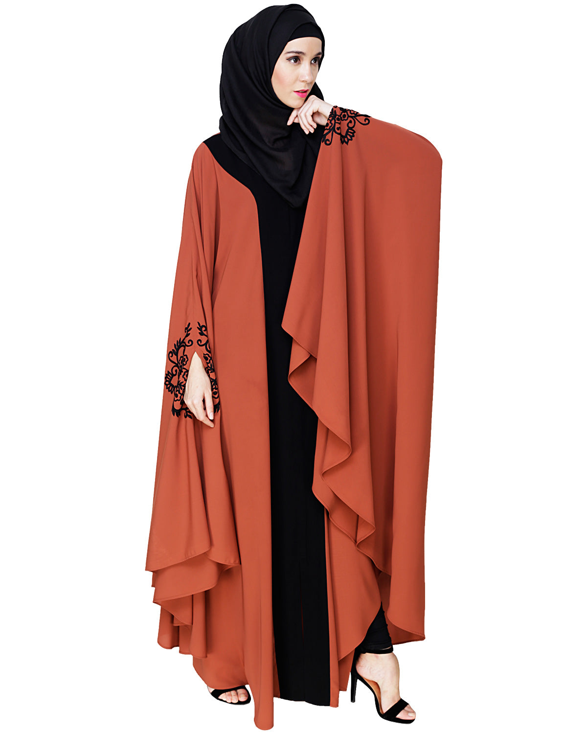 Delicate Embroidered Grey Irani Kaftan