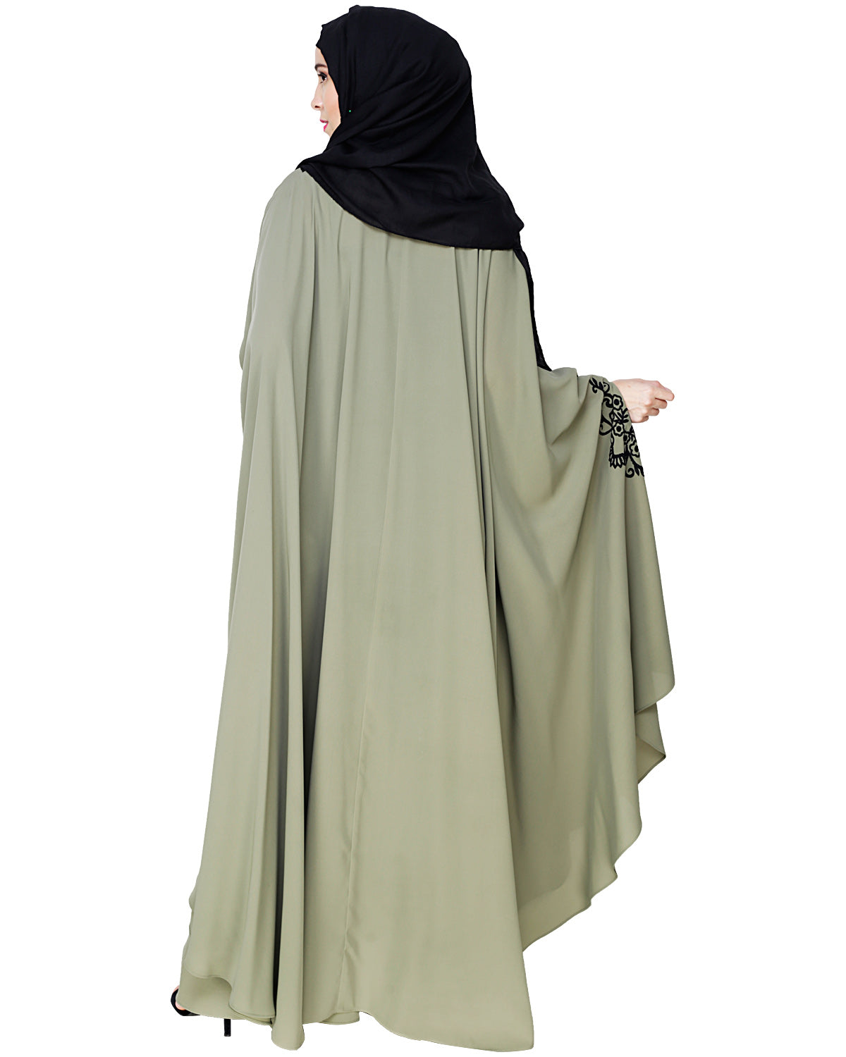 Delicate Embroidered Grey Irani Kaftan