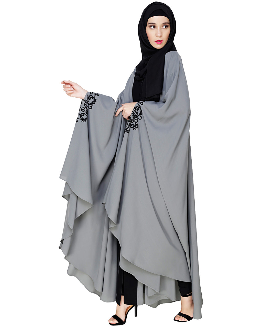 Delicate Embroidered Grey Irani Kaftan