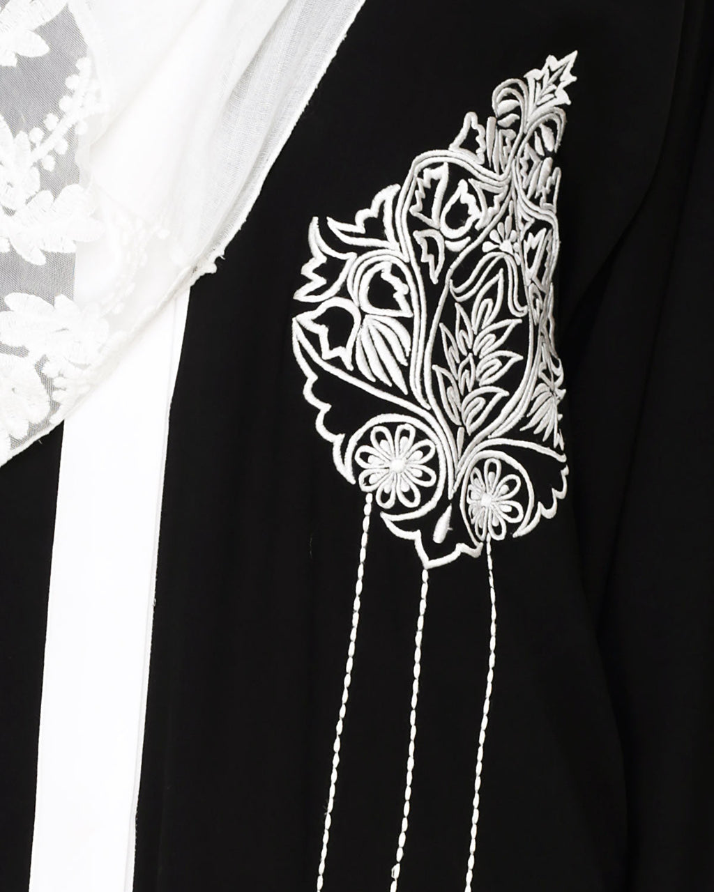 Contrast Embroidered Dubai Style Abaya Black