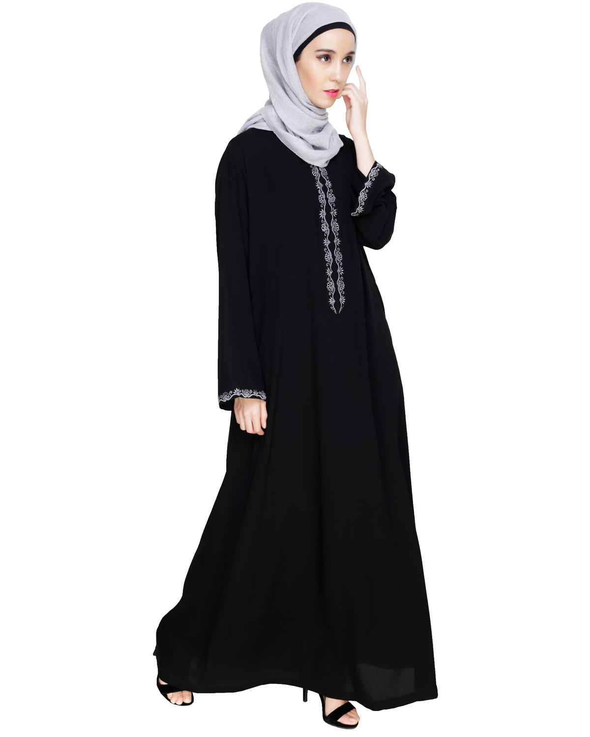 Lotus Embroidered Dubai Style Abaya Black