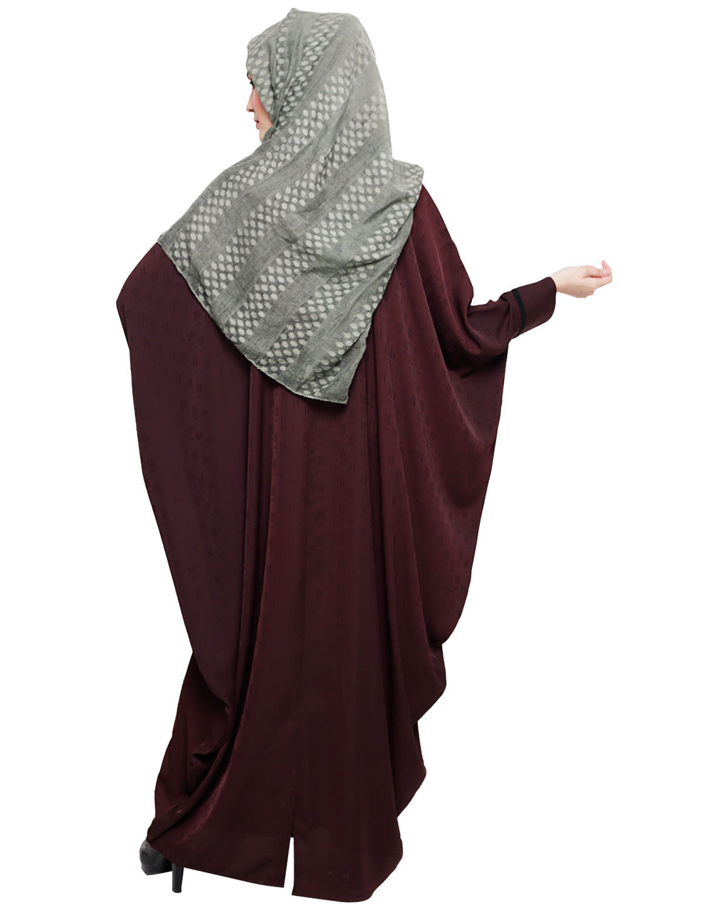 Graceful Pleated Black Kaftan Umber Brown