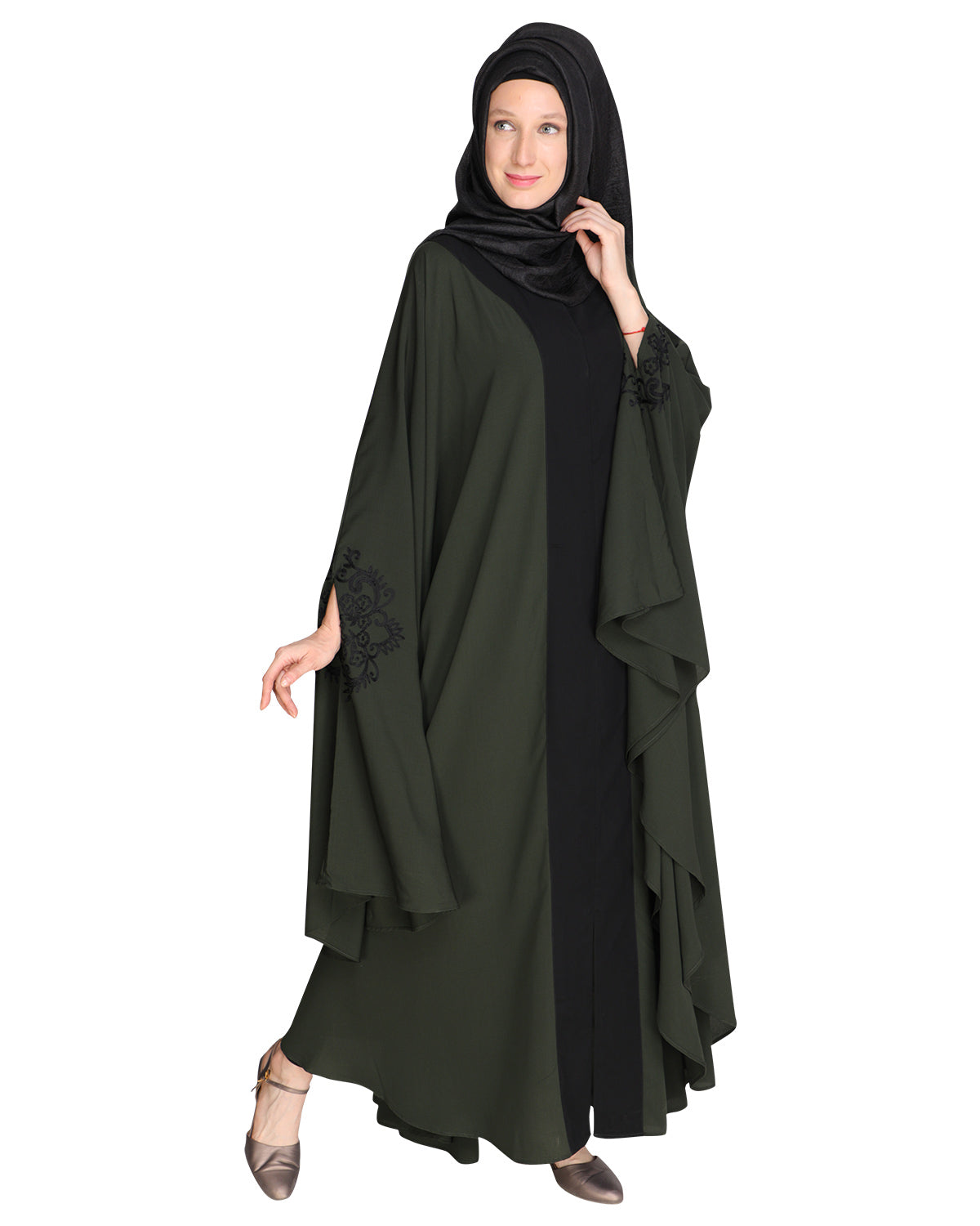 Delicate Embroidered Grey Irani Kaftan
