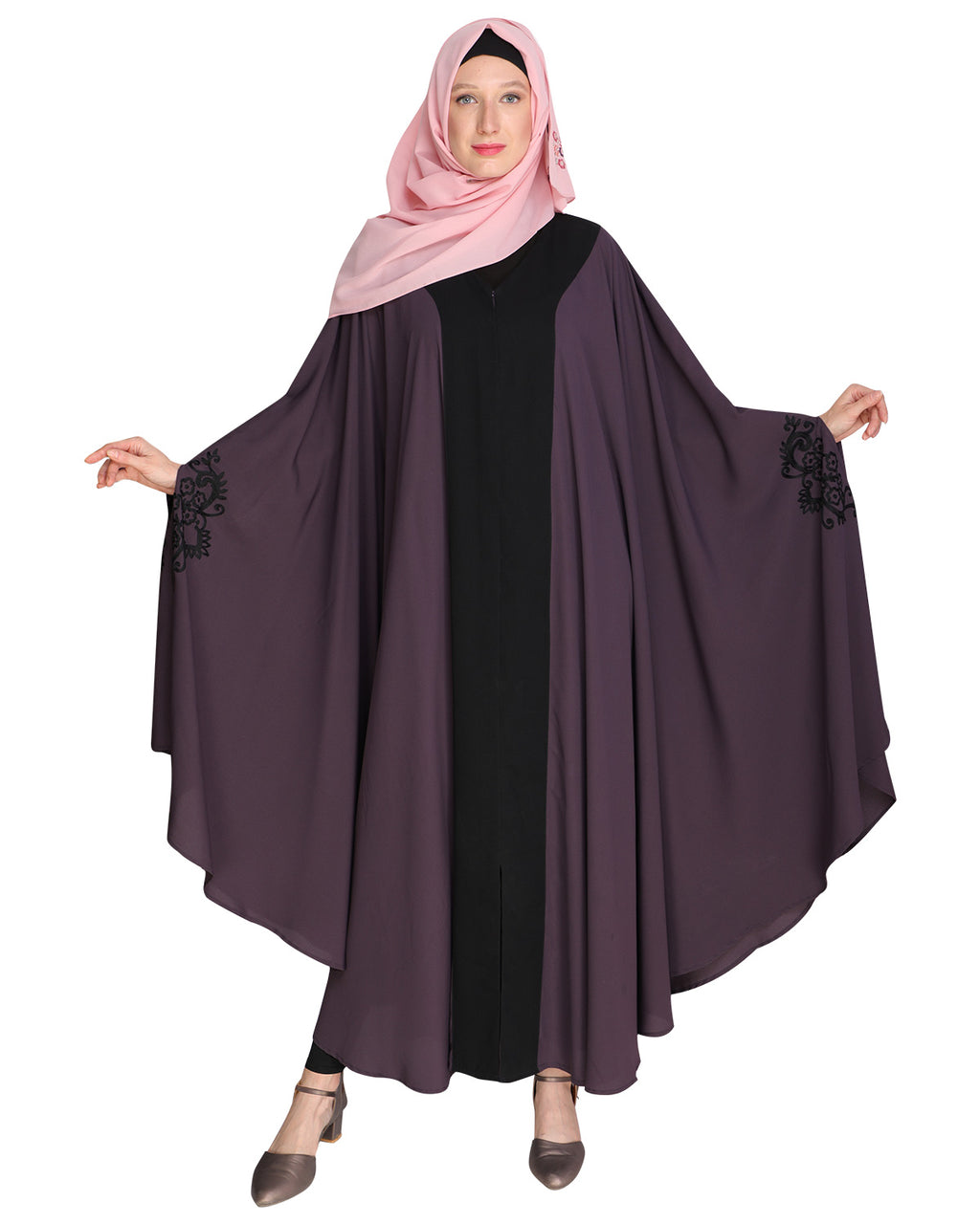 Delicate Embroidered Grey Irani Kaftan