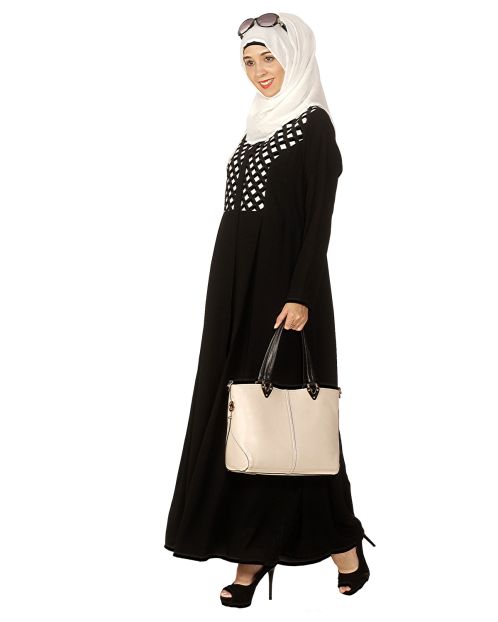 Black Hand Crafted Checkered Yoke Abaya