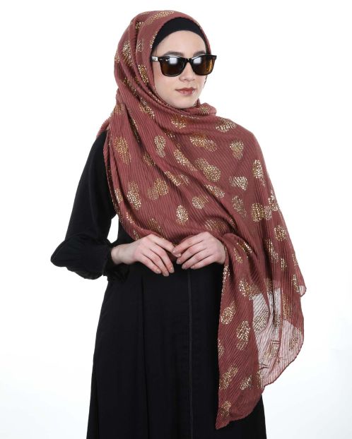 Pleated Rust hijab with golden foil print
