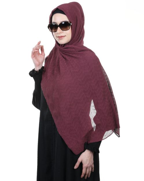 Pleated Chiffon Wine Hijab with a zig zag design