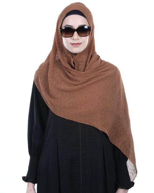 Pleated Chiffon Brown Hijab with a zig zag design