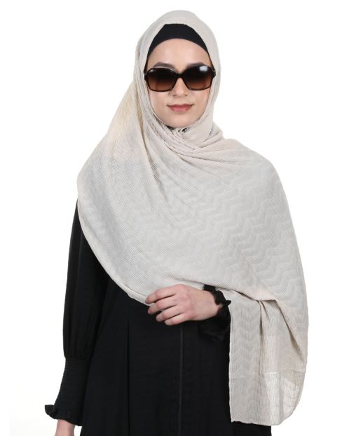 Pleated Chiffon Beige Hijab with a zig zag design