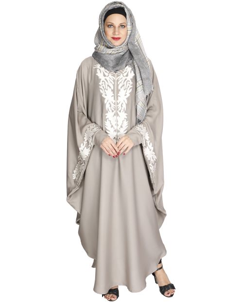 Aesthetically Elegent Light Grey Kaftan